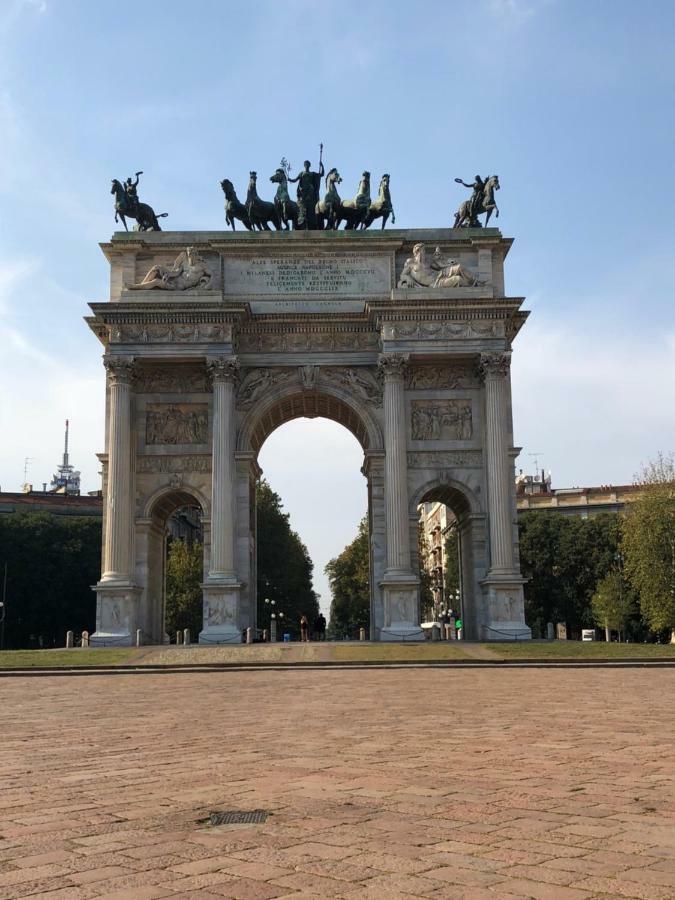 Joy House -central Near Metro Arco Della Pace Brera-entire Perfect For Work & Play, Nightlife With Ac & Fast Wifi Welcome To The Cool Joy House! Apartamento